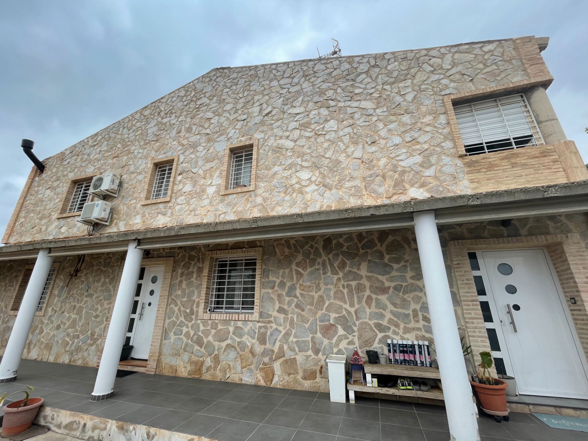 Exterior view of House or chalet for sale in Manises  with Air Conditioner, Private garden and Storage room