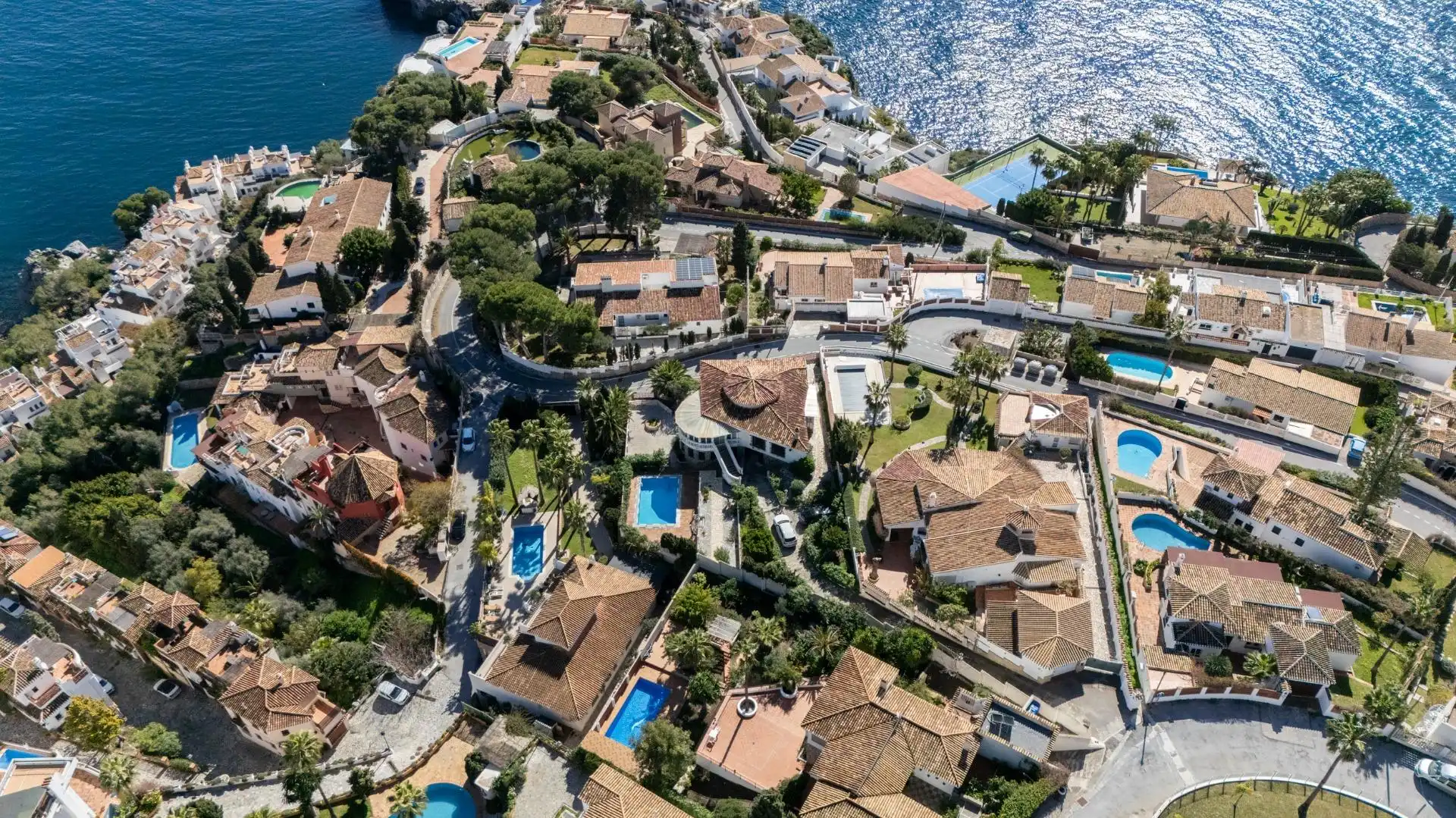 Exterior view of Houses for sale in Almuñécar  with Air Conditioner, Private garden and Terrace