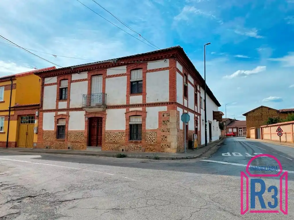 House with garden for sale in Real
