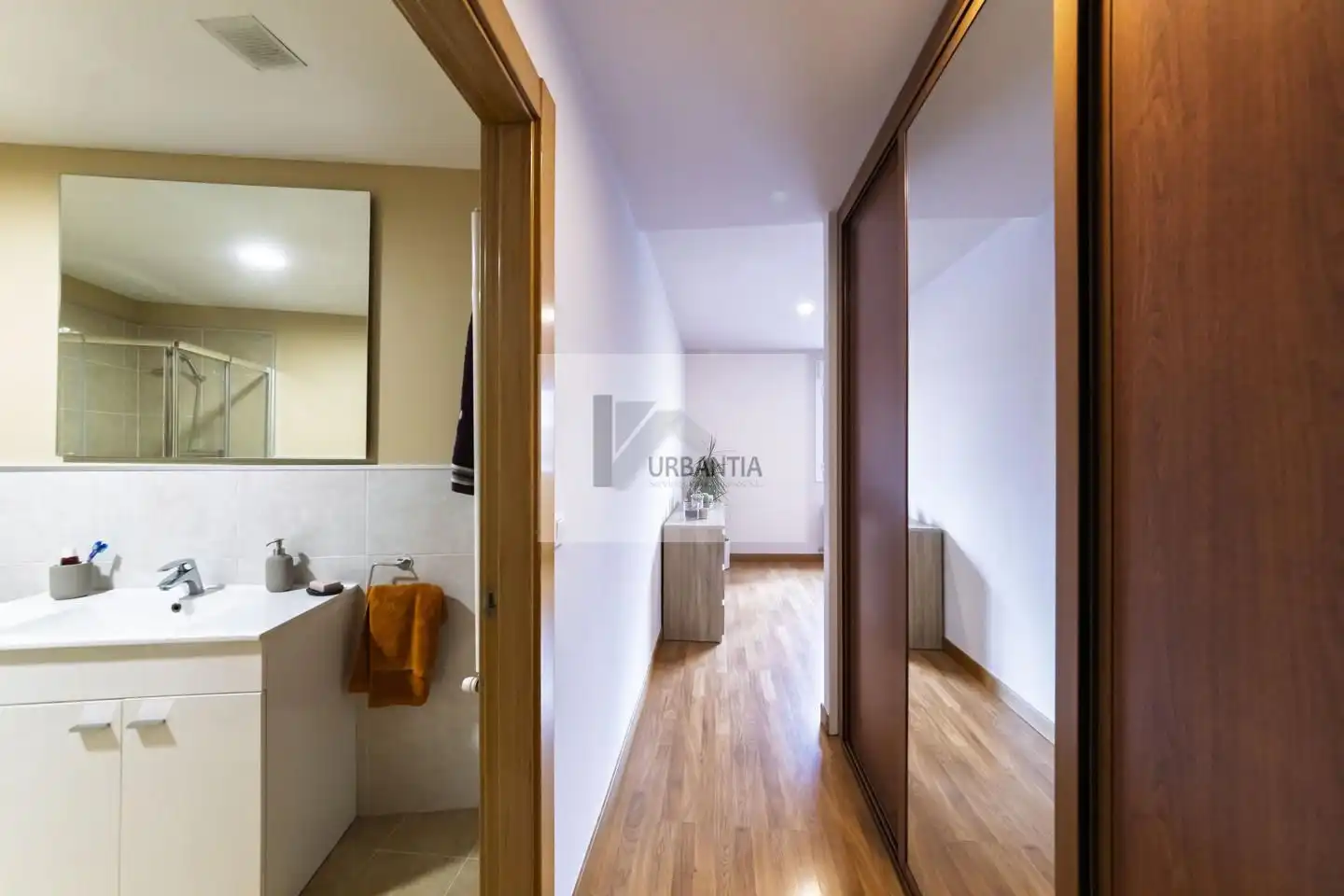 Flat for sale in Iza / Itza  with Heating, Parquet flooring and Storage room