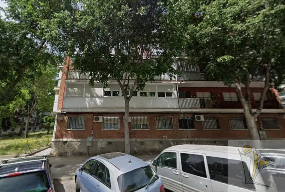 Vista exterior de Piso en venta en Madrid