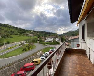 Exterior view of Flat for sale in Antzuola  with Balcony