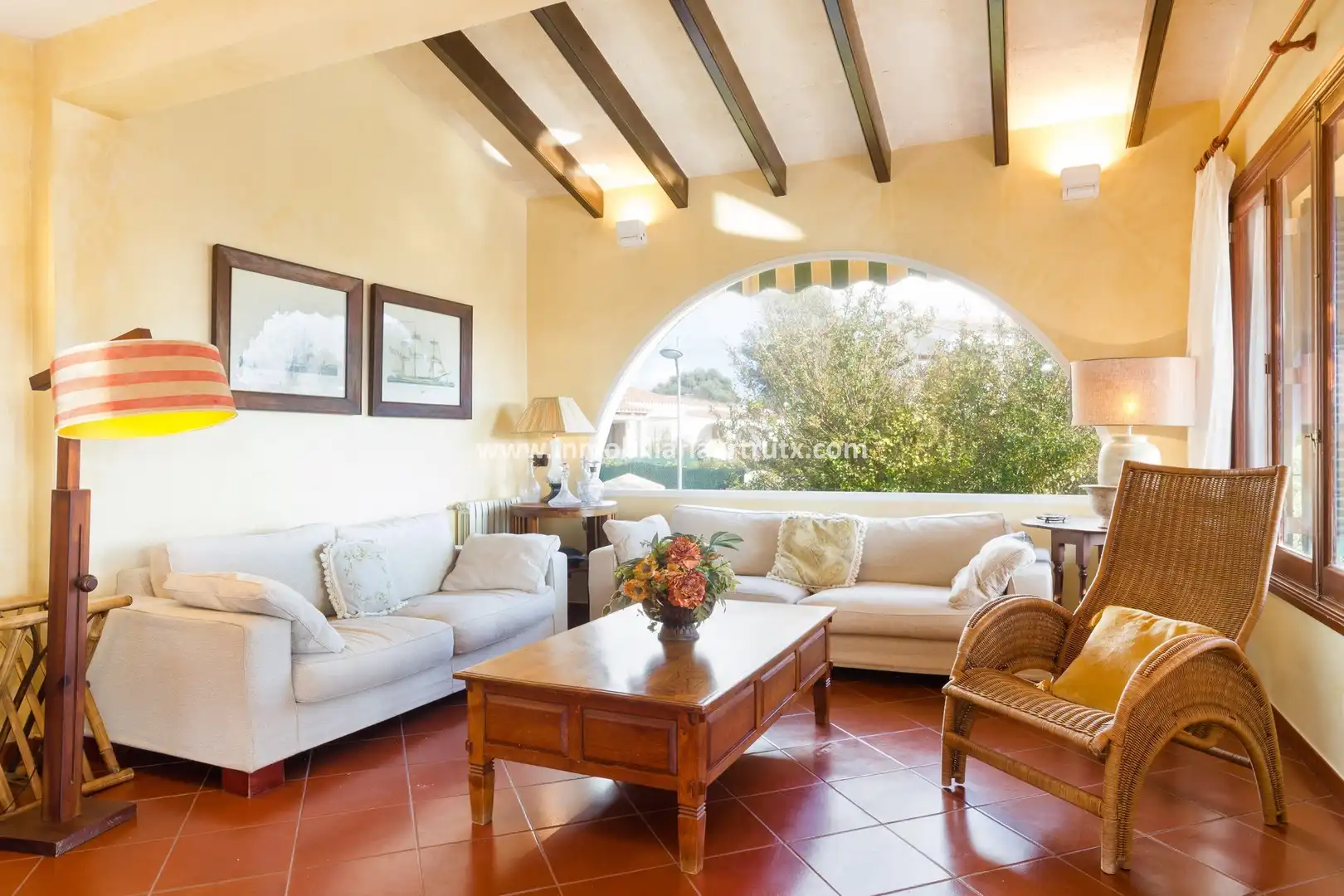 Sala d'estar de Casa o xalet en venda en Ciutadella de Menorca amb Aire condicionat, Calefacció i Terrassa