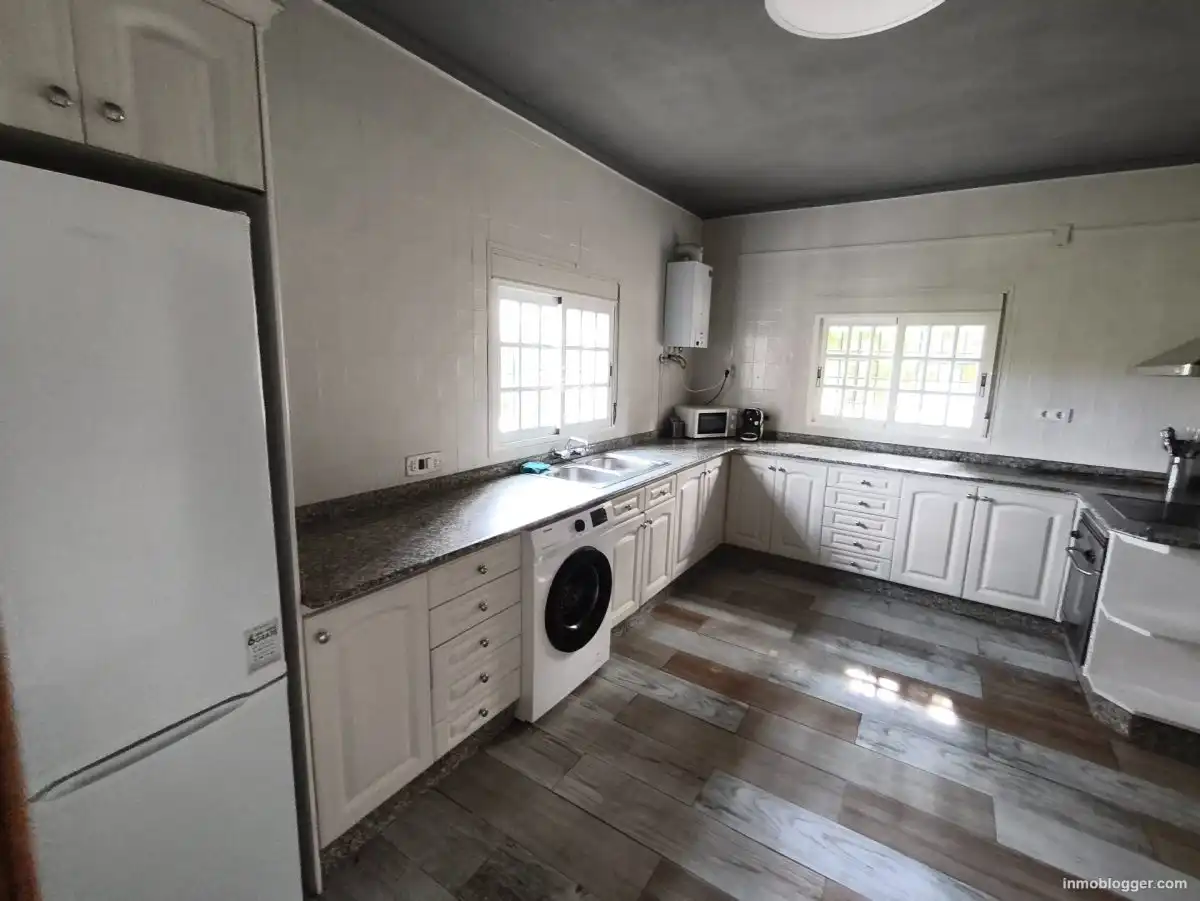 Kitchen of Flat for sale in Alborache  with Air Conditioner, Furnished and Alarm