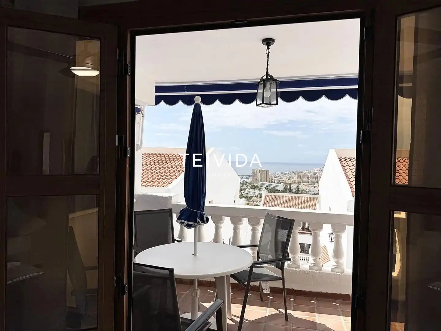 Habitación de Piso en venta en Arona con Terraza, Piscina y Piscina comunitaria