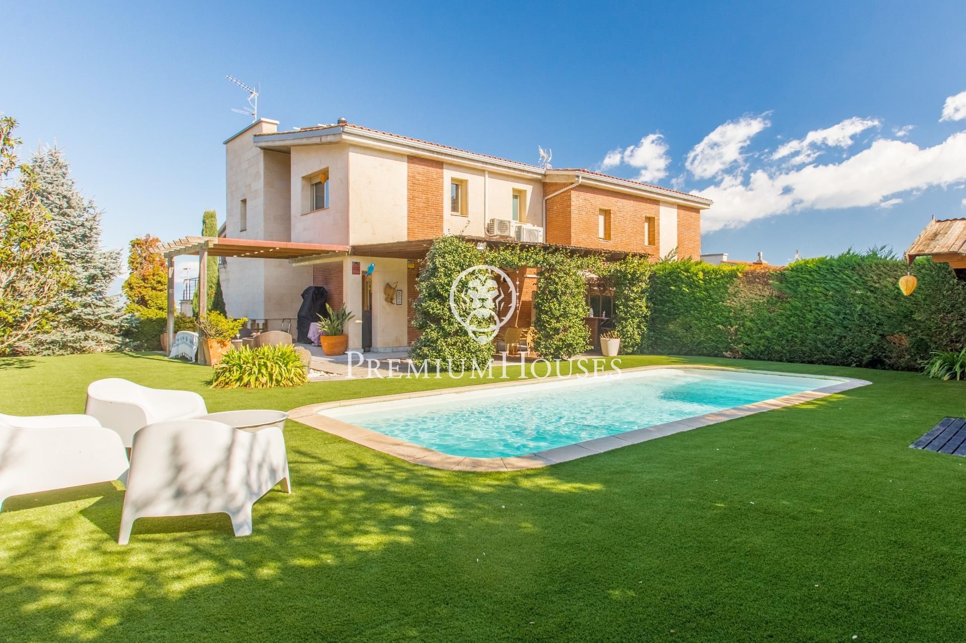 Single-family semi-detached to rent in Vallromanes