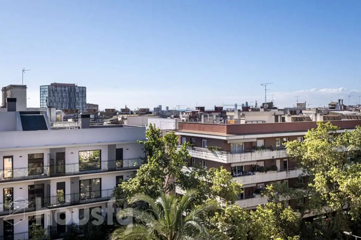 Außenansicht von Dachboden zum Verkauf in Barcelona mit Klimaanlage, Heizung und Terrasse