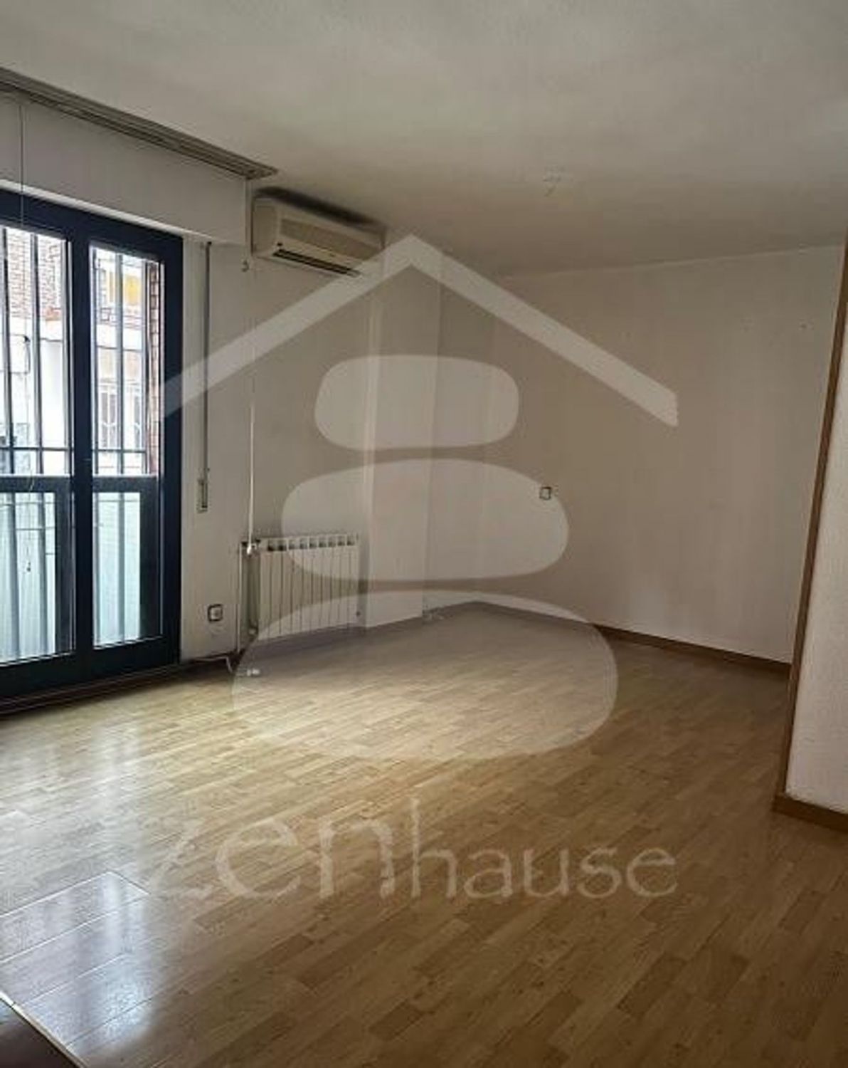 Habitación de Piso en venta en  Madrid Capital con Terraza