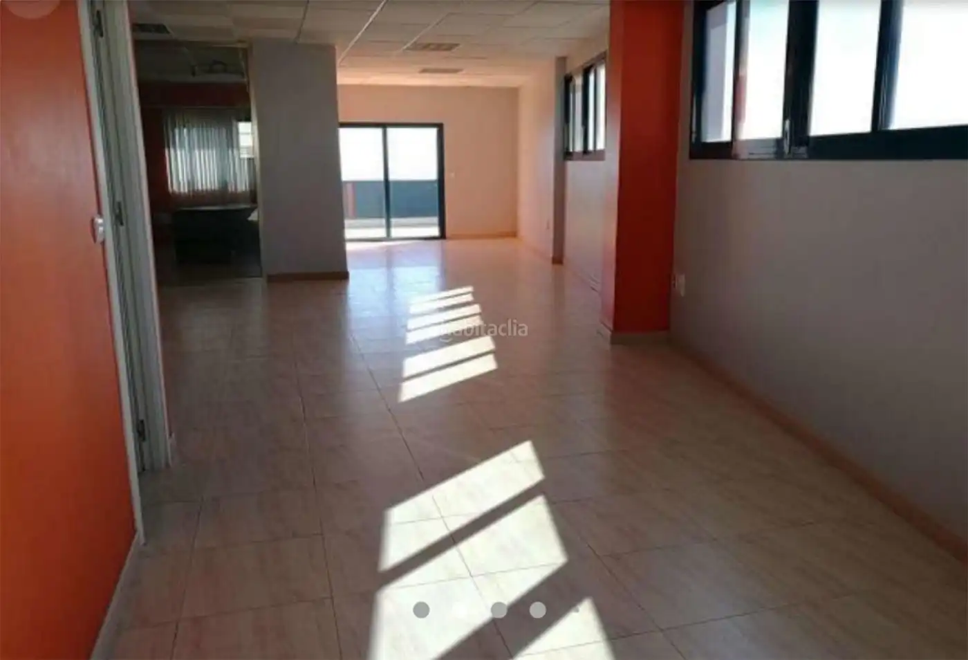 Oficina en venda a Calle Doctor Manuel Lopez Alcaide 6