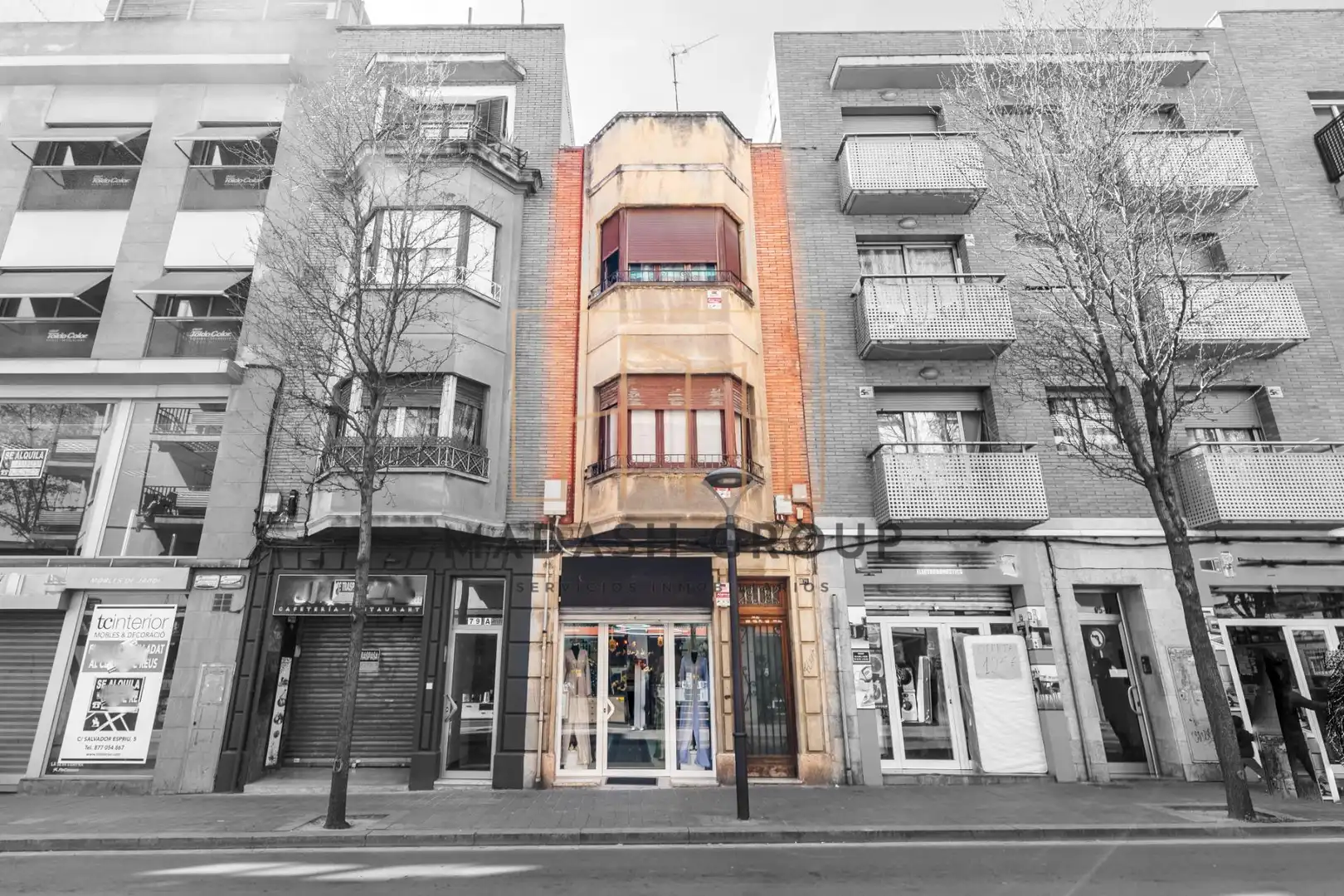 Vista exterior de Edifici en venda en Reus
