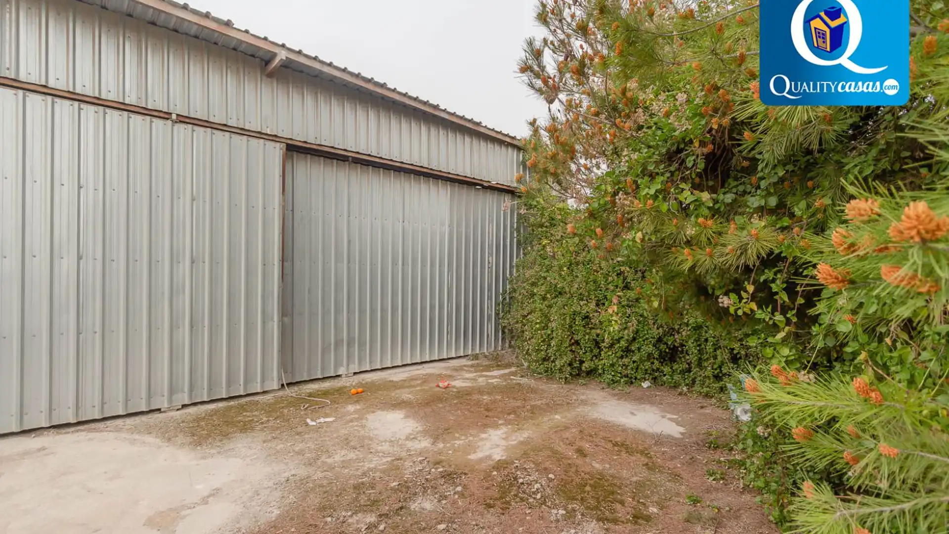 Parking de Nave industrial en venta en Alicante / Alacant