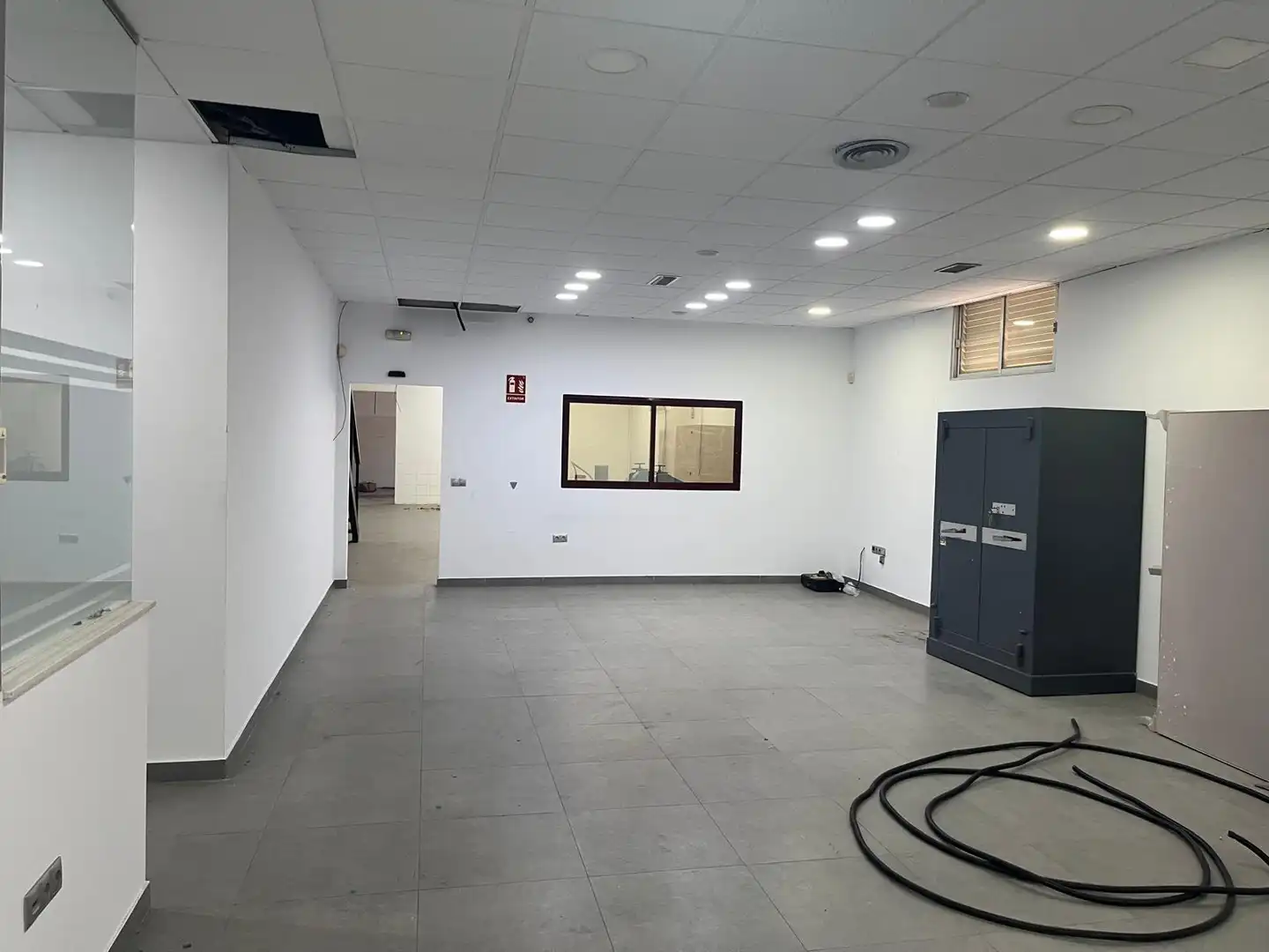 Nave industrial de alquiler en Córdoba con Calefacción y Alarma