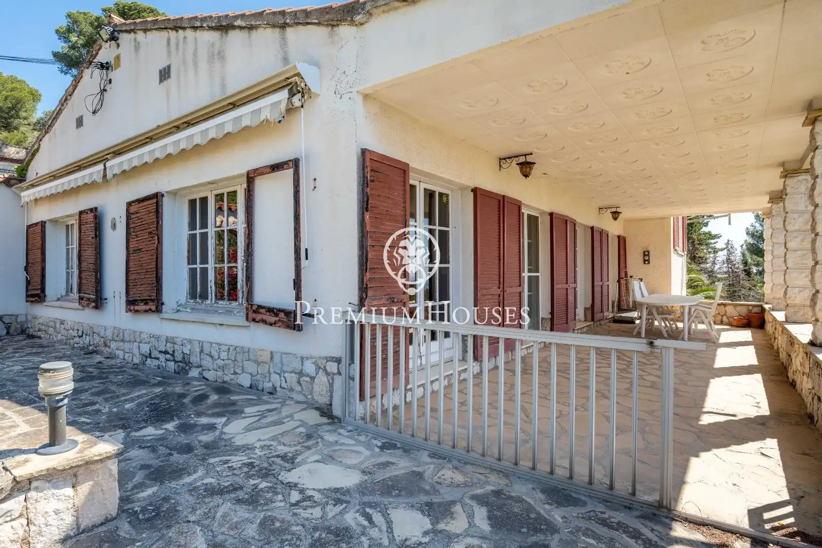 Vista exterior de Casa o xalet en venda en Tarragona amb Jardí privat, Terrassa i Traster