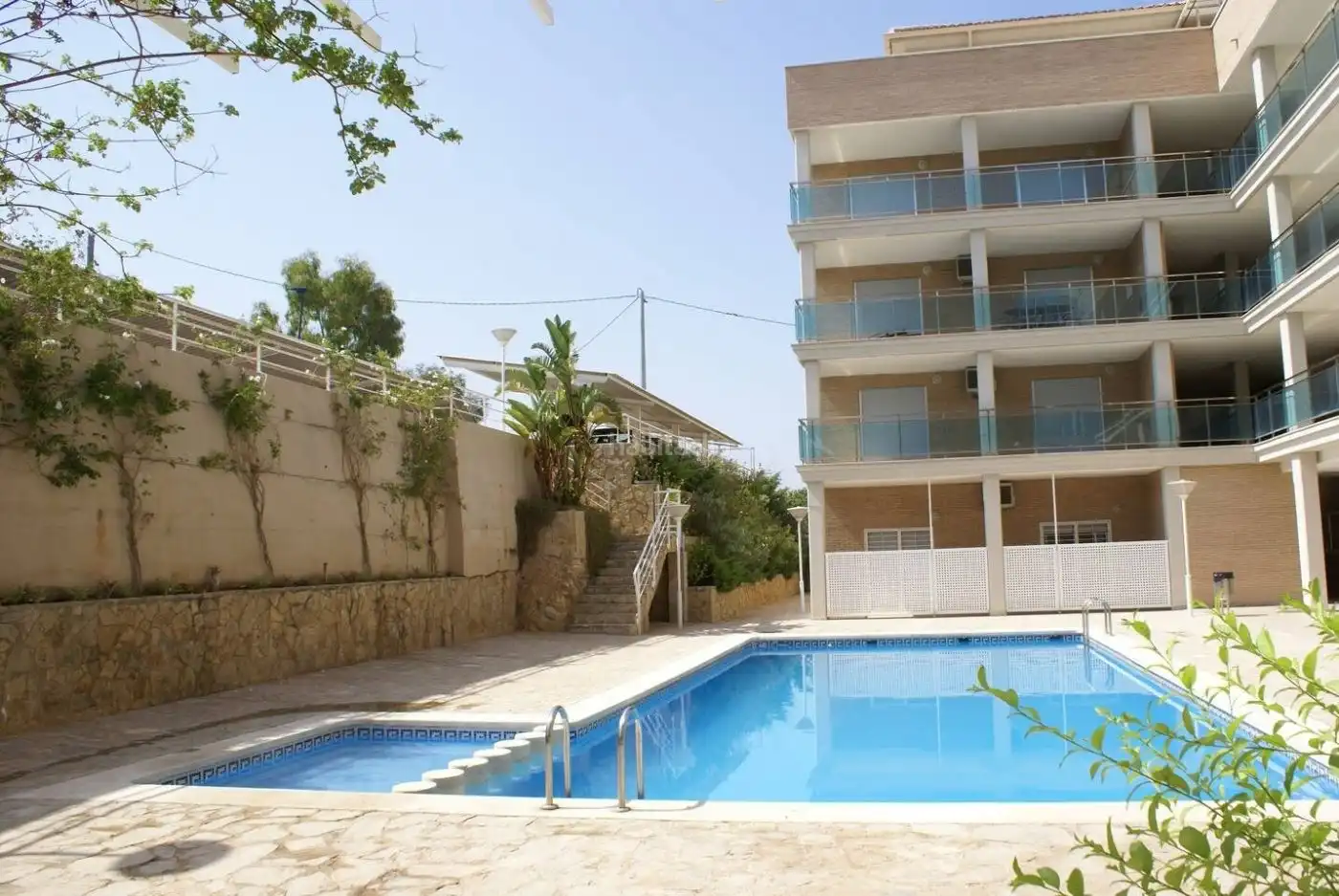Appartement compact avec piscine à vendre à Carretera de ľ Estació 9