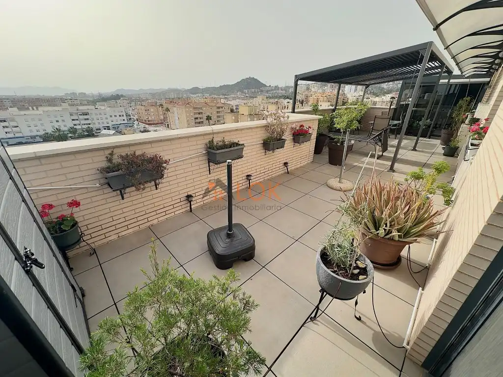 Terrasse von Dachboden zum Verkauf in Málaga