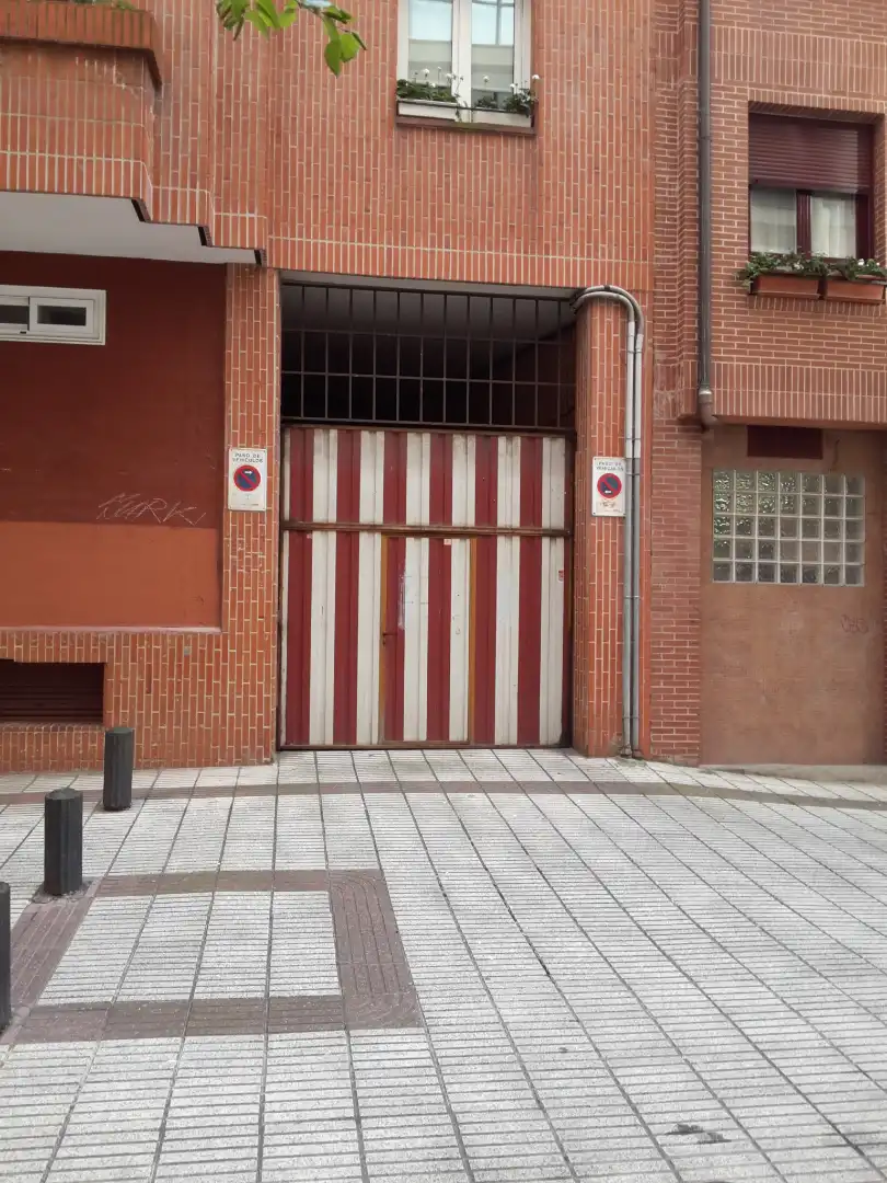 Individual con ascensor en alquiler en Mandobide Kalea