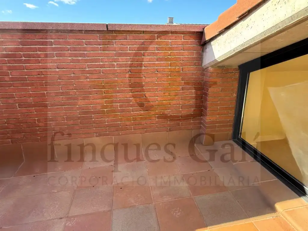 Duplex with lift for sale in Carrer Doctor Lluís Castells 3, imagen 3