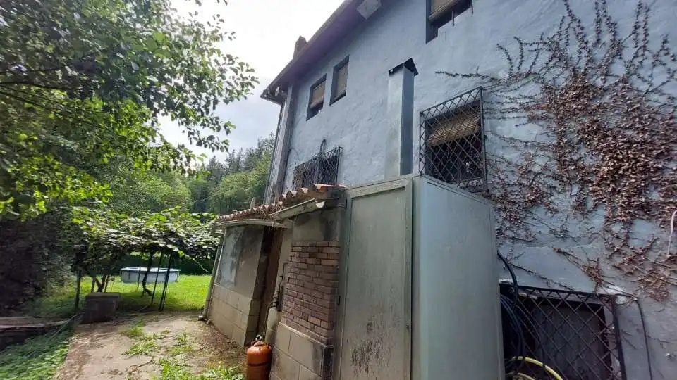 Vista exterior de Finca rústica en venda en Igorre amb Calefacció, Jardí privat i Terrassa