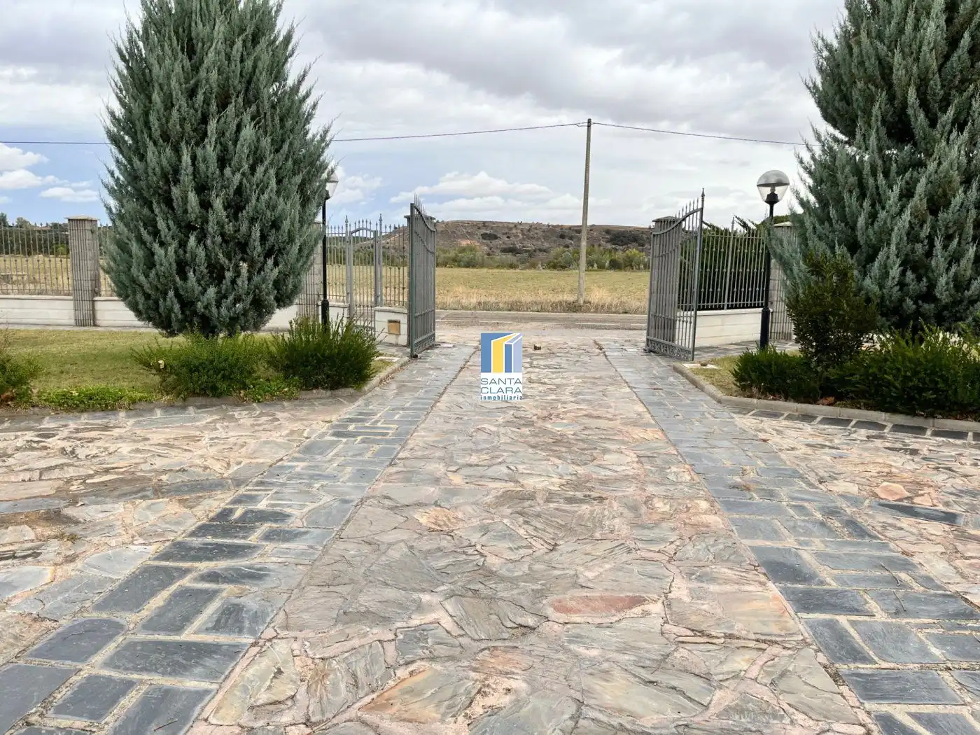 Casa o xalet en venda en Zamora Capital  amb Aire condicionat, Calefacció i Jardí privat