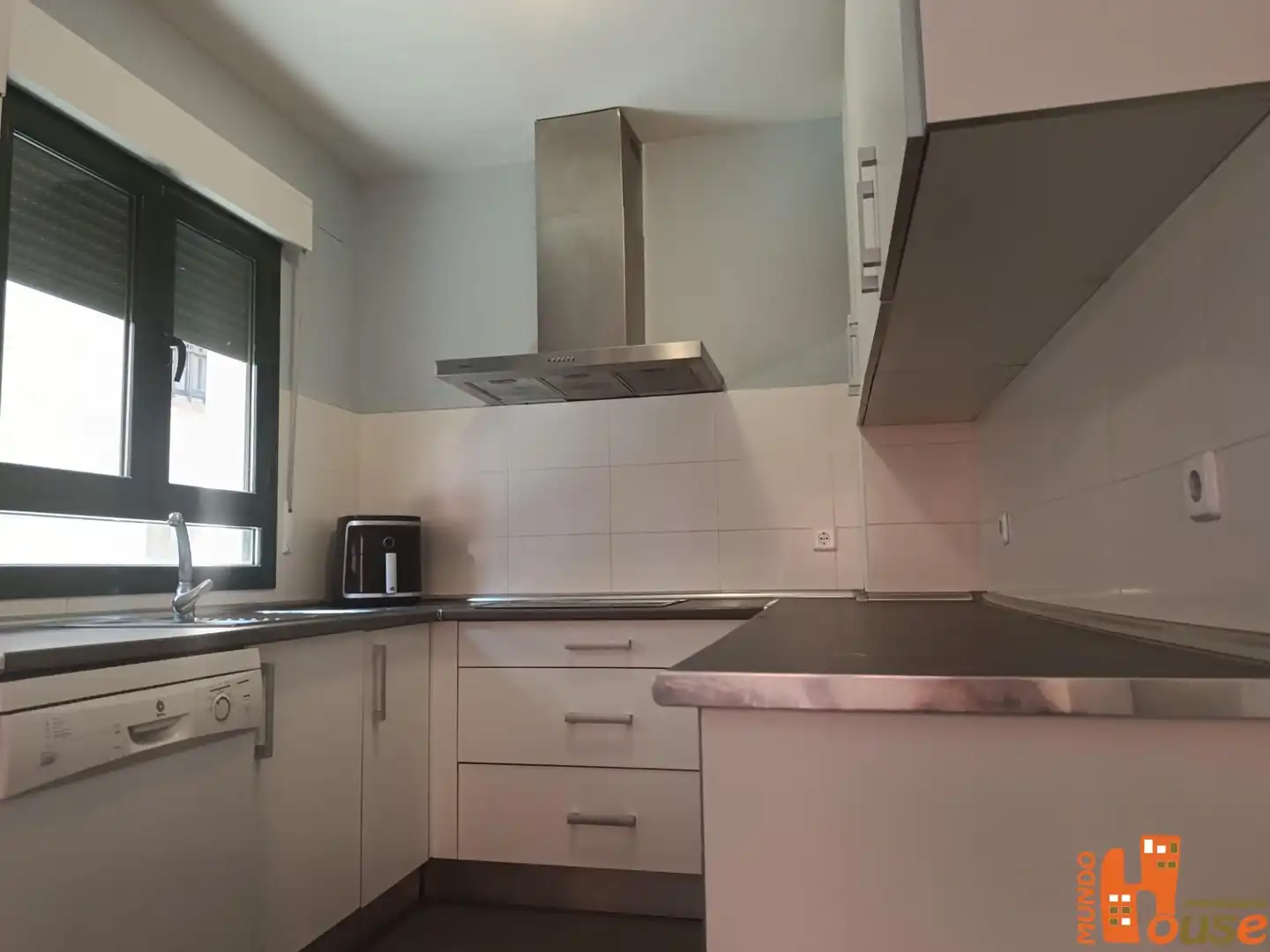 Cocina de Casa adosada en venta en Real Sitio de San Ildefonso con Calefacción y Amueblado