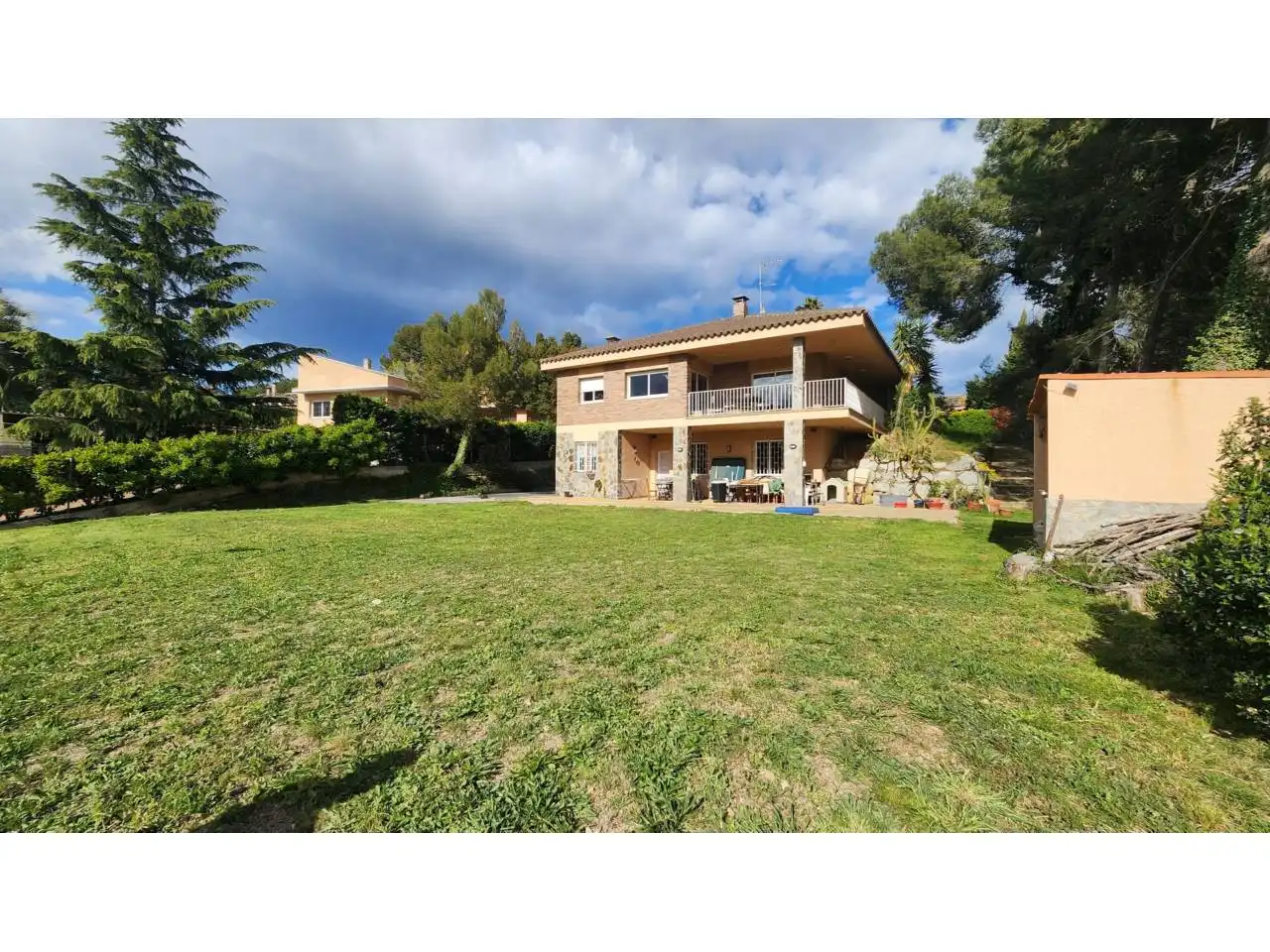 Garden of Houses for sale in Sabadell  with Air Conditioner, Heating and Private garden