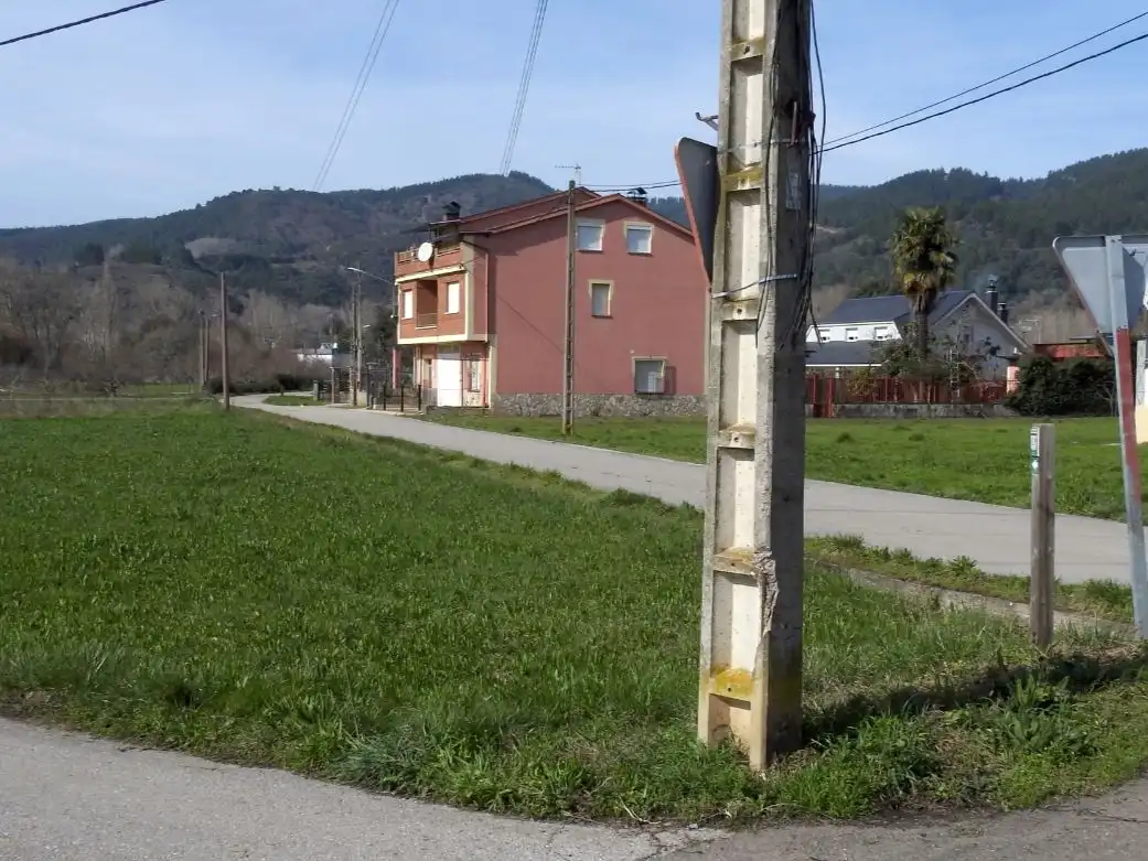Vista exterior de Terreno en venta en Cacabelos