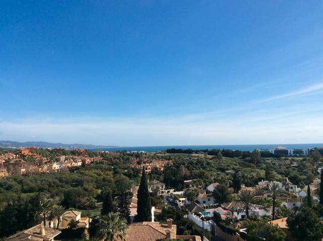 Apartamento en Venta en Avenida de Manolete, 11 en Nueva Andalucía centro