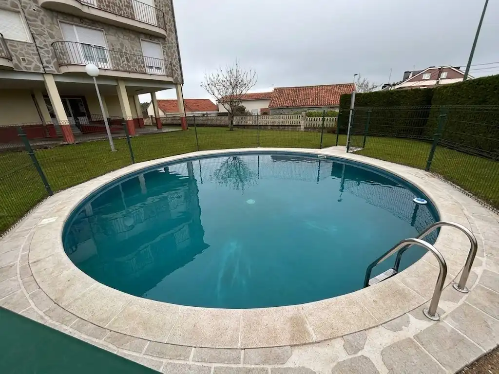 Piscina de Piso en venta en Suances con Calefacción, Terraza y Amueblado