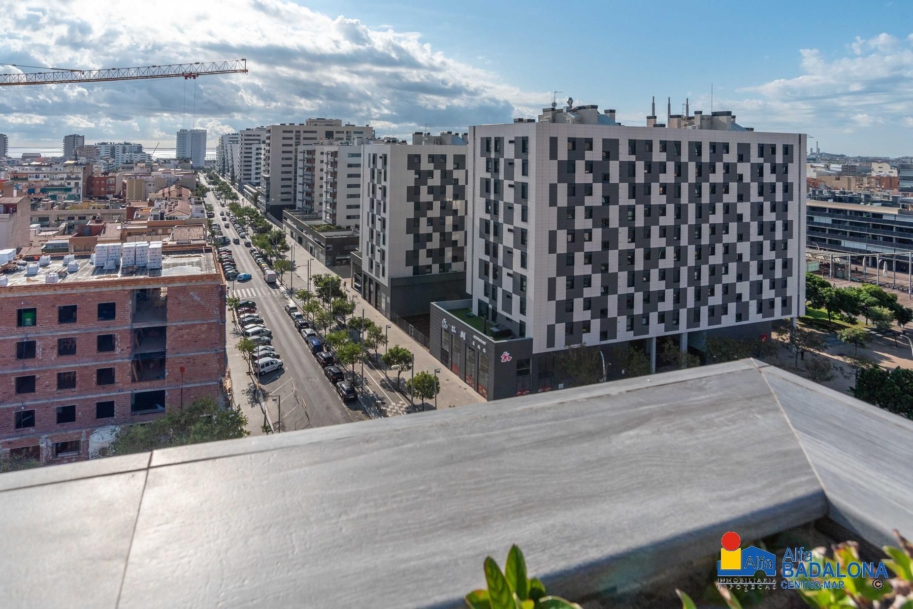 Exterior view of Attic for sale in Badalona  with Terrace