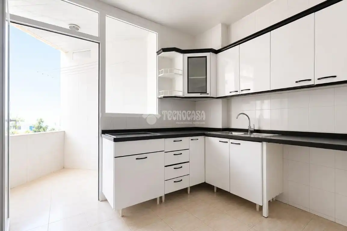 Kitchen of Flat for sale in Adeje  with Balcony
