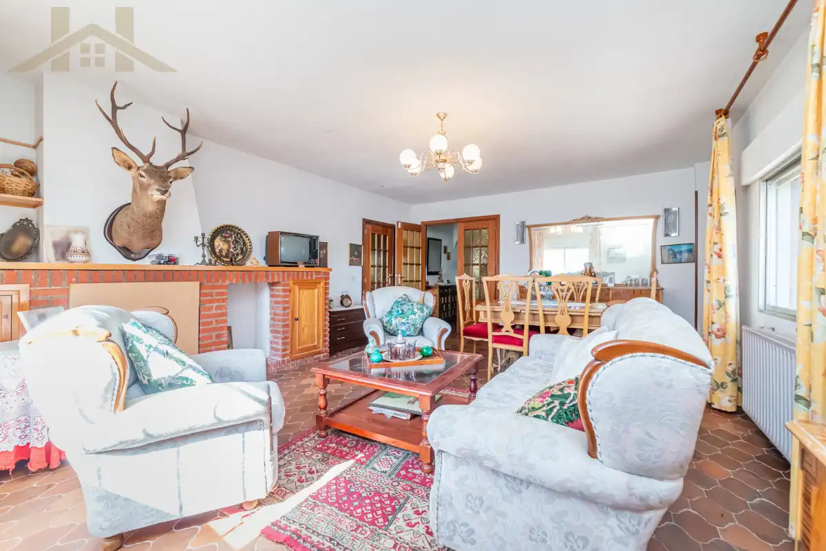 Sala de estar de Casa o chalet en venta en El Álamo con Jardín privado, Amueblado y Balcón