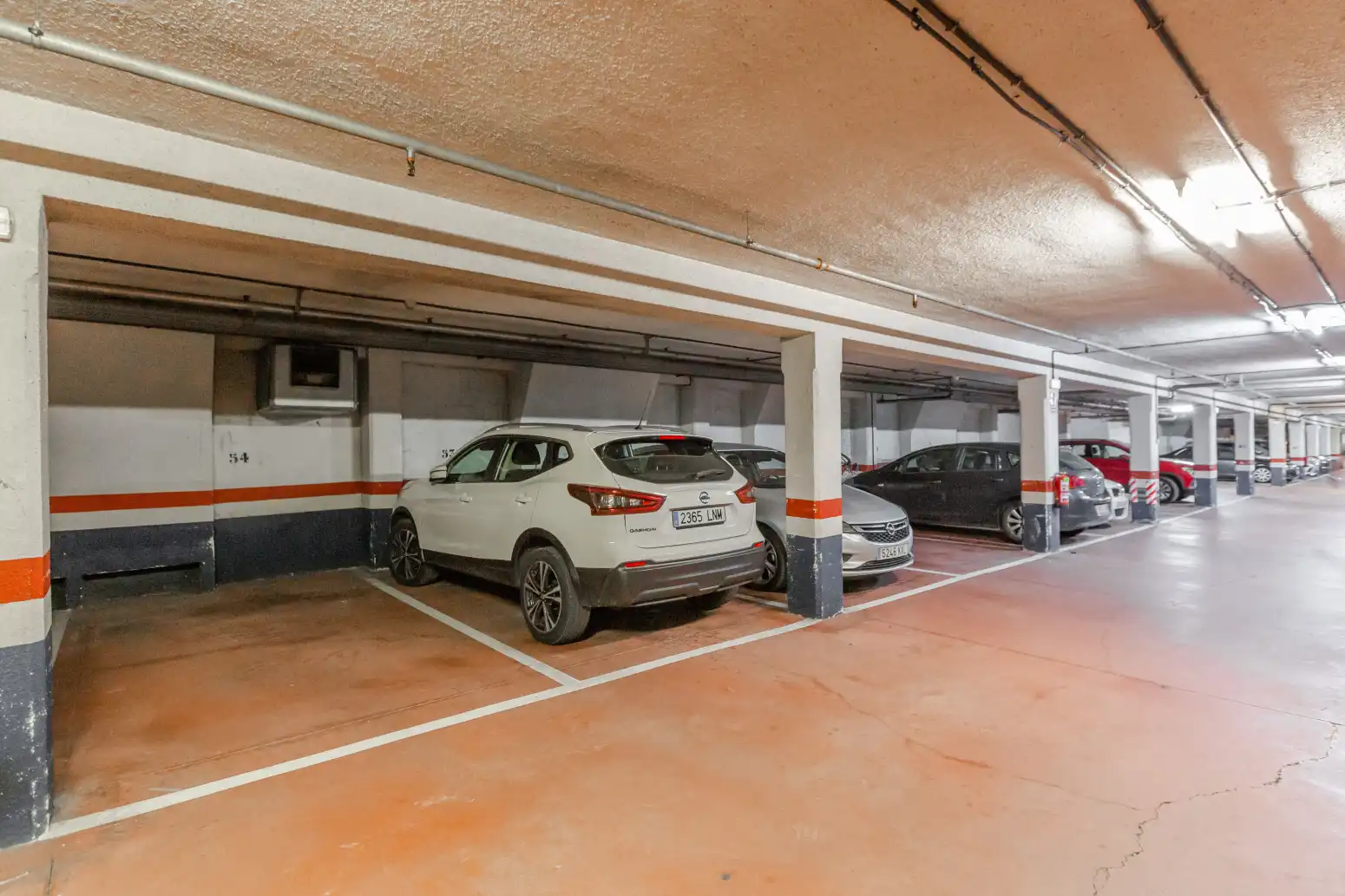 Parking de Piso en venta en  Pamplona / Iruña con Parquet, Terraza y Trastero