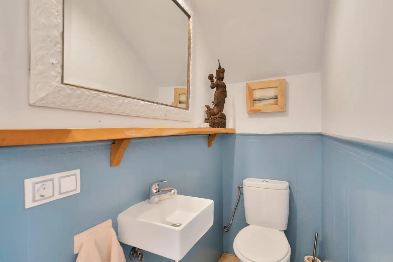 Baño de Casa adosada en venta en Marbella con Aire acondicionado, Terraza y Trastero