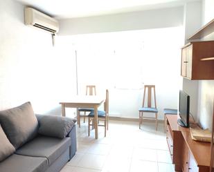 Living room of Flat to rent in  Granada Capital  with Balcony