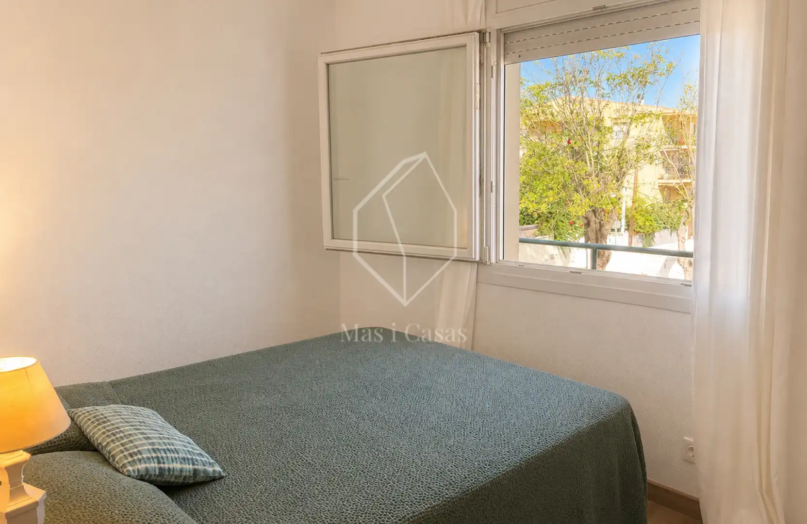 Habitación de Apartamento en venta en L'Escala con Aire acondicionado, Calefacción y Terraza