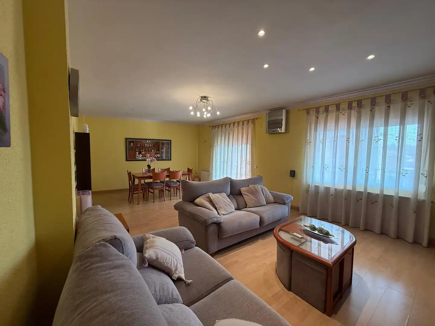 Sala de estar de Finca rústica en venta en Piedrabuena con Aire acondicionado, Terraza y Trastero