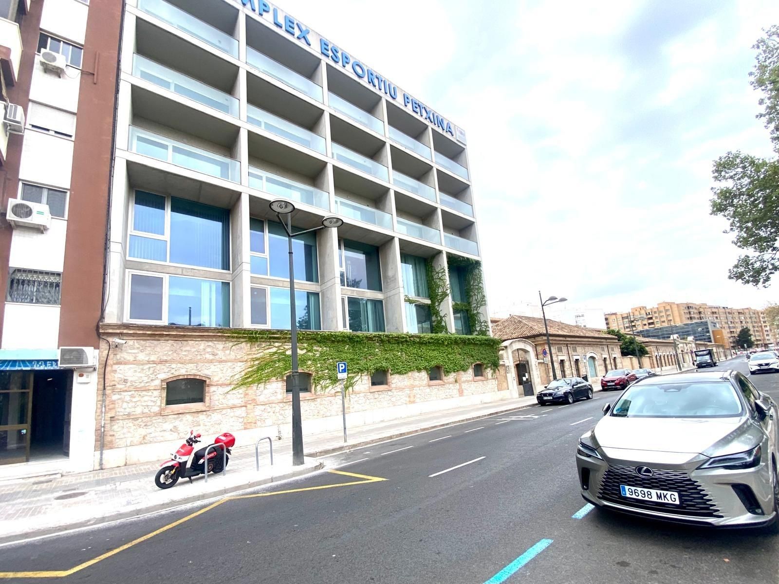 Premises to rent in  PECHINA, La Petxina, Extramurs