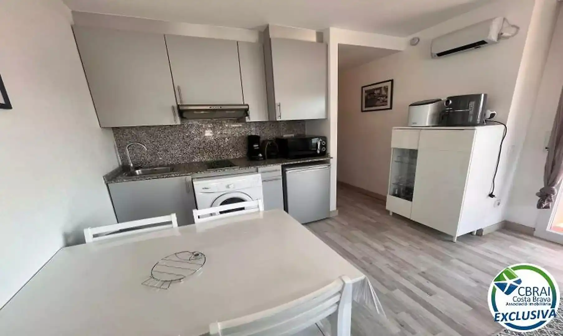 Cuina de Apartament en venda en Roses amb Aire condicionat, Calefacció i Terrassa