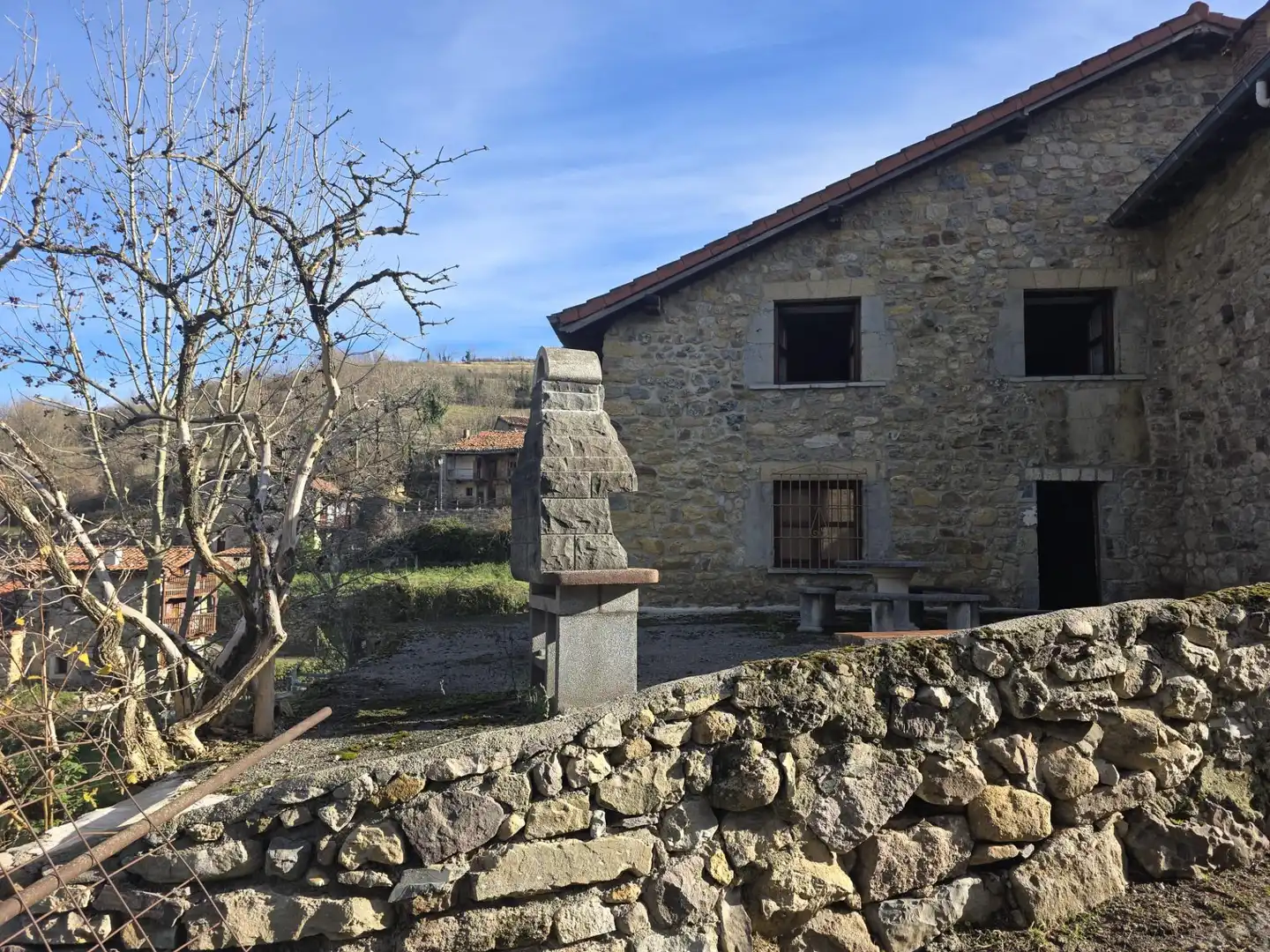 Vista exterior de Casa o chalet en venta en Tudanca con Amueblado y Balcón