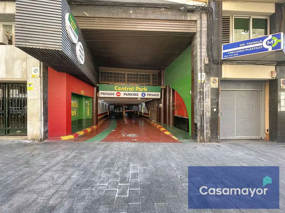 Garage for sale in Carrer Navas, 41, Barrio del Centro
