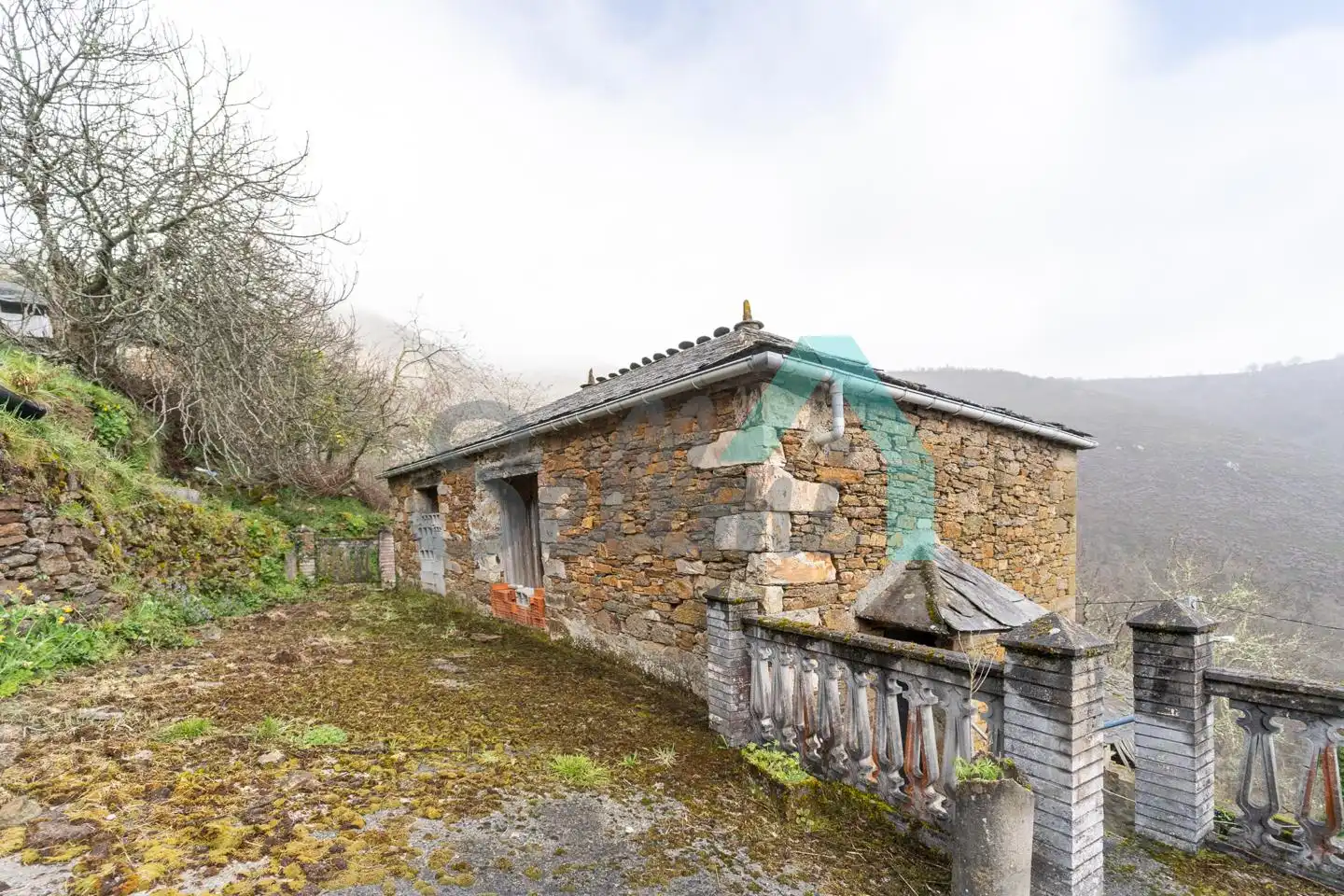 Vista exterior de Casa o chalet en venta en Illano con Calefacción, Jardín privado y Parquet