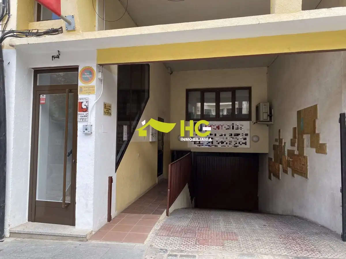 Exterior view of Garage for rent in Centro