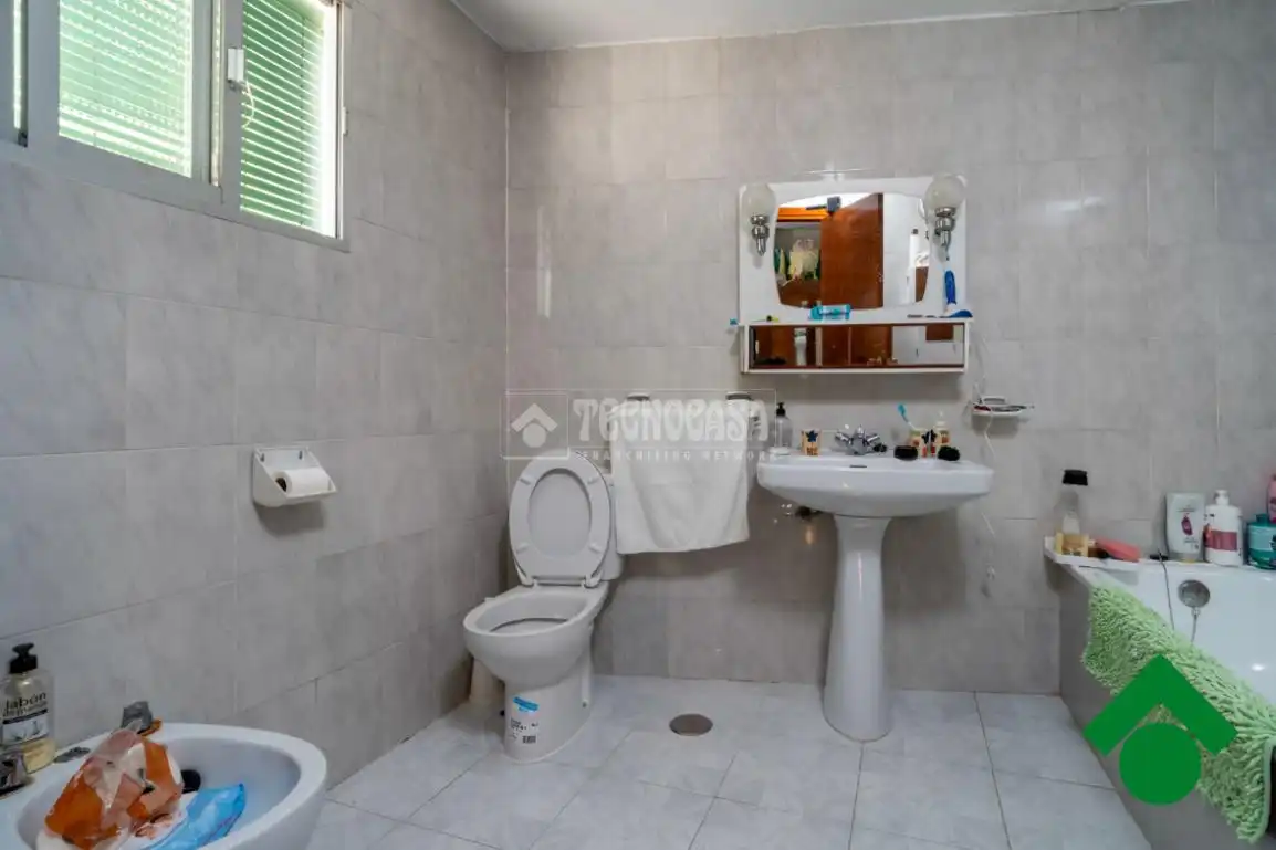 Bathroom of Detached homes for sale in Pinos Puente