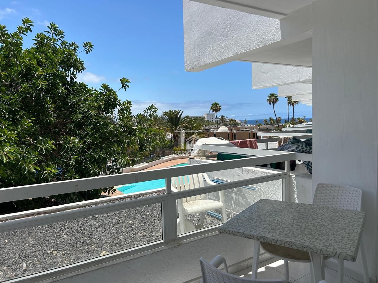 Vista exterior de Estudio en venta en Adeje con Amueblado y Piscina comunitaria
