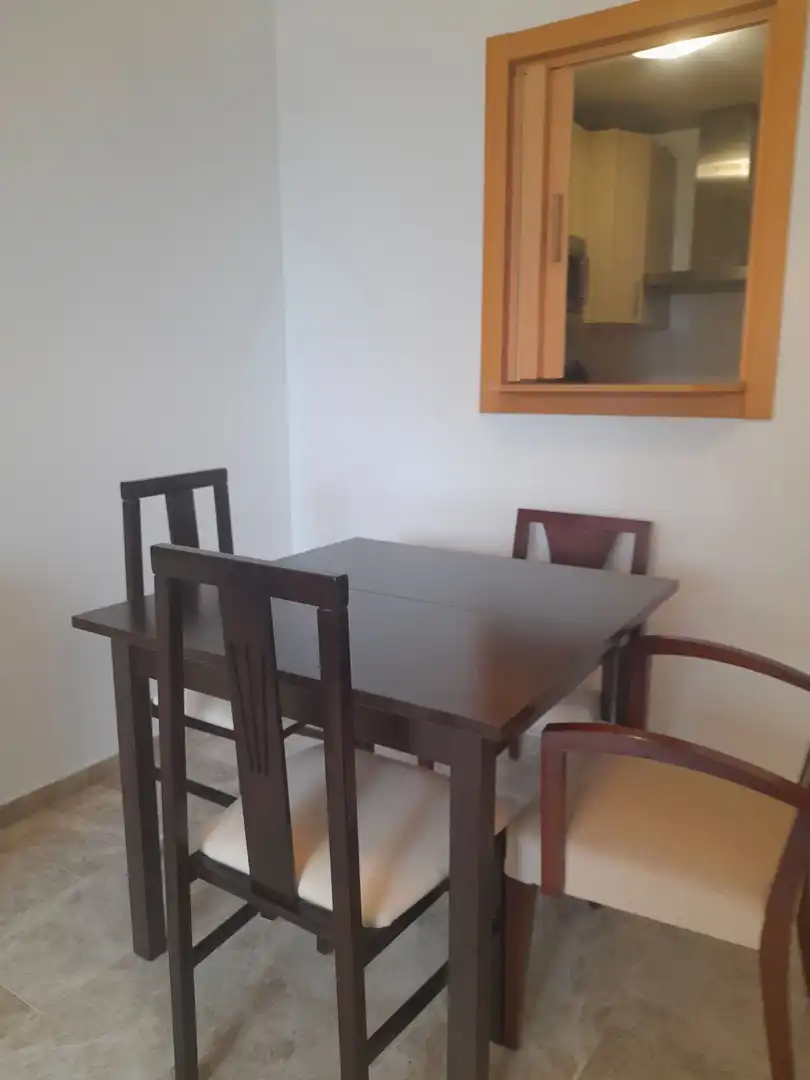 Apartament de lloguer a Calle General Serrano Orive, Centro
