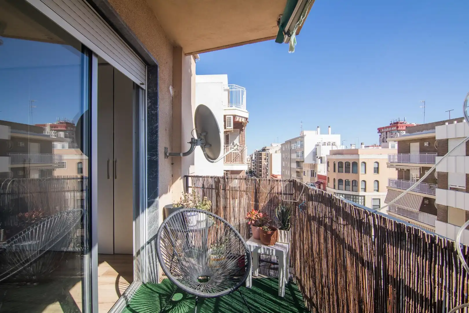 Terraza de Piso en venta en Elche / Elx con Aire acondicionado y Balcón
