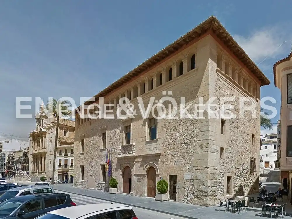 Vista exterior de Pis de lloguer en Llíria amb Calefacció, Moblat i Balcó