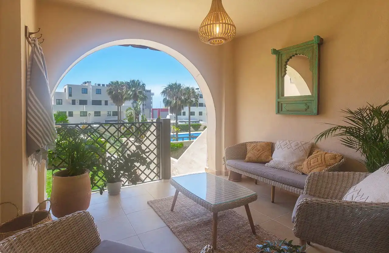Terraza de Casa adosada en venta en Tarifa con Aire acondicionado, Calefacción y Jardín privado