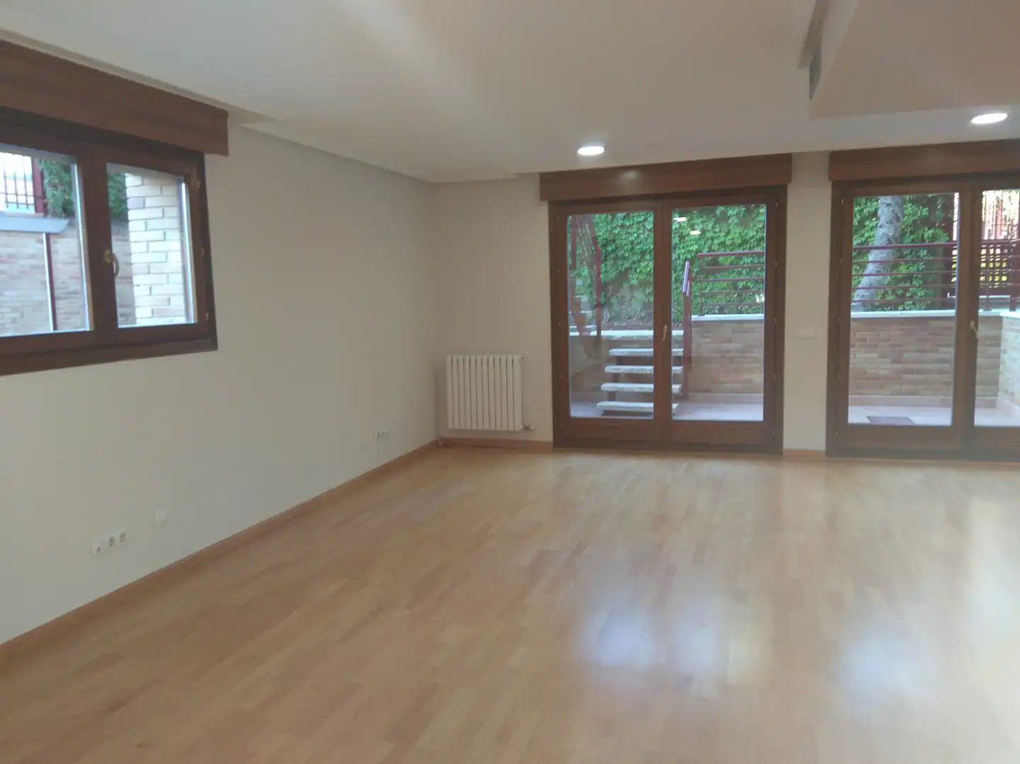 Houses for sale in Zaragoza  with Air Conditioner, Private garden and Parquet flooring
