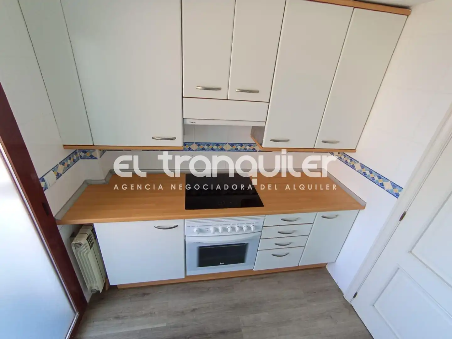Duplexes for rent in Calle Tejar, Zona Carretera del Plantío